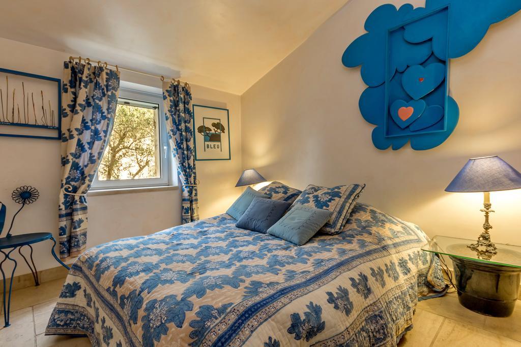 Lou Granos Bed & Breakfast Горд Екстериор снимка