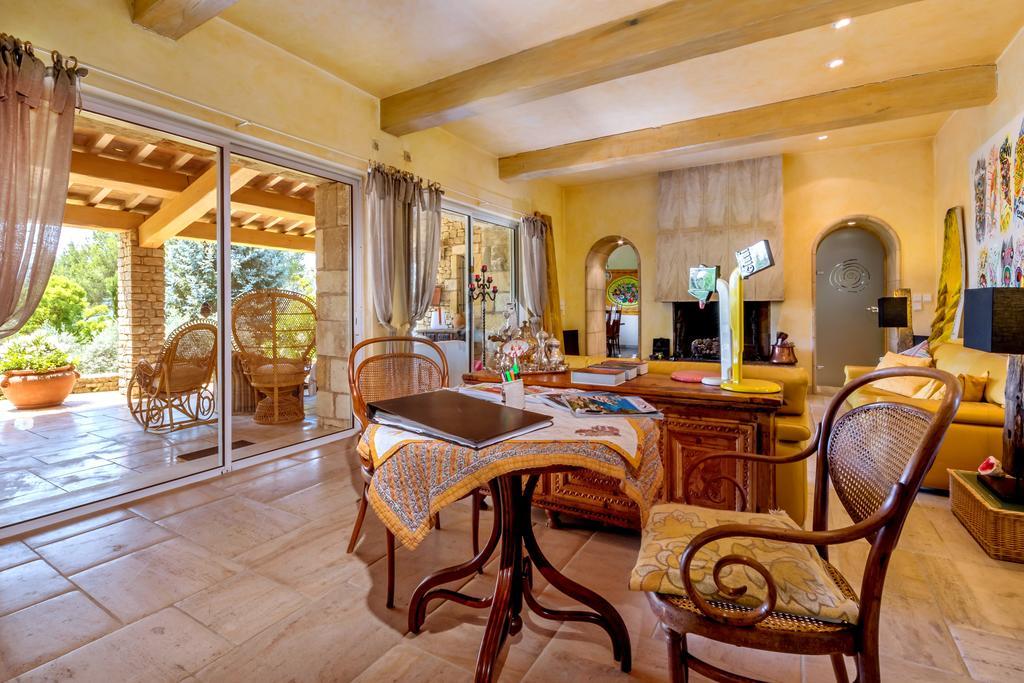 Lou Granos Bed & Breakfast Горд Екстериор снимка